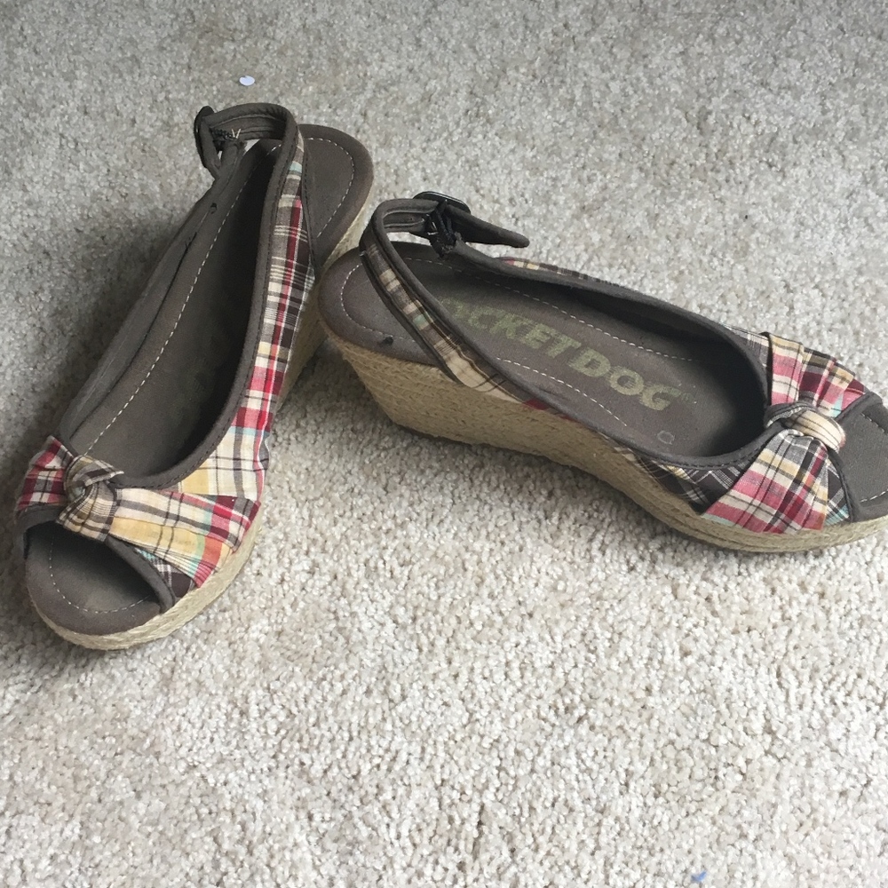 Open-toe Wedges